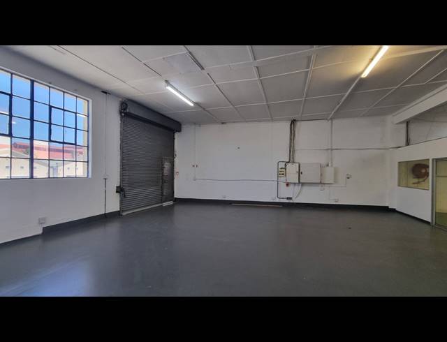945M² WAREHOUSE TO LET IN OBSERVATORY